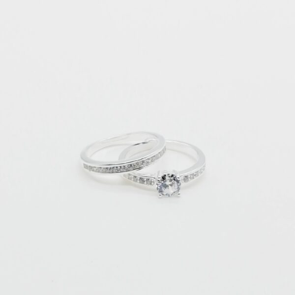 Anillo de matrimonio